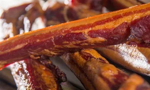 刘大瓜吃腊肉,一场味蕾的狂欢之旅