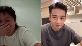 精神小伙吃瓜事件