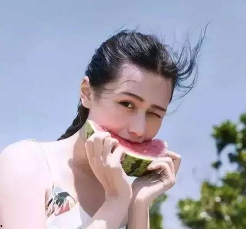 蒋雨霏吃瓜,揭秘娱乐圈幕后故事