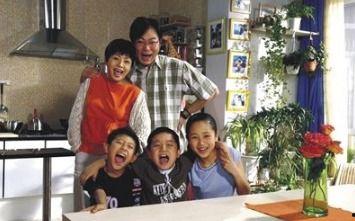 百看不腻吃瓜视频,揭秘热门视频背后的精彩故事