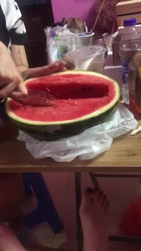 吃瓜学校宿舍,揭秘校园生活的酸甜苦辣