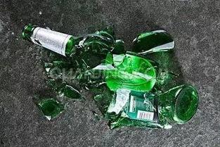 吃瓜啤酒瓶,揭秘吃瓜群众的啤酒生活