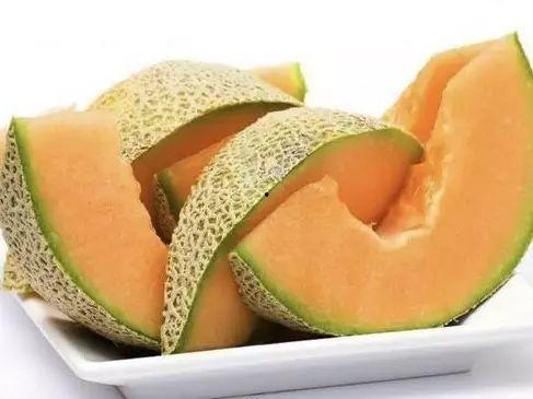 小c吃哈密瓜,小C的哈密瓜美食之旅