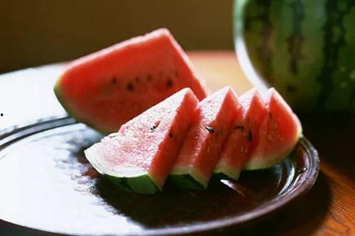 梦见冬天吃瓜,揭秘梦中吃瓜的神秘寓意