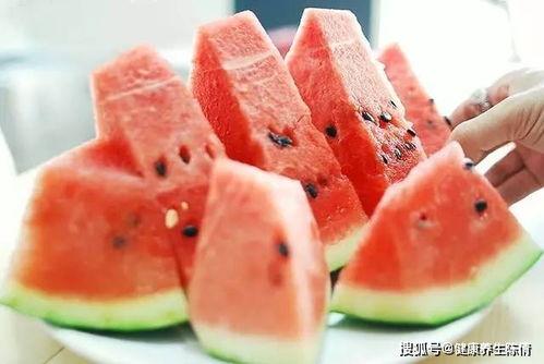 梦见冬天吃瓜,揭秘梦中吃瓜的神秘寓意