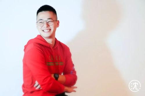 张洪涛吃瓜照片,瓜界新宠儿