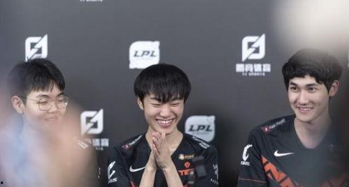 lpl吃瓜knight,吃瓜群众热议Knight的电竞传奇