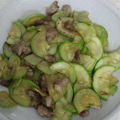 用小瓜做妁吃的,探寻夏日清爽佳肴的秘密