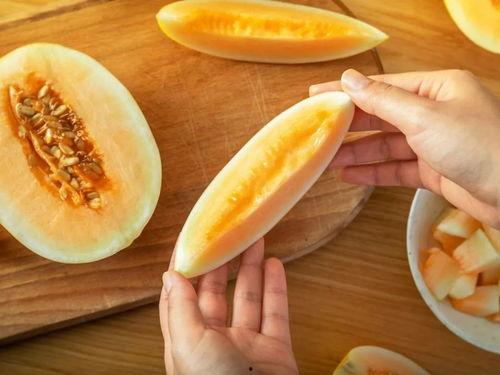 喝完奶吃瓜能行吗